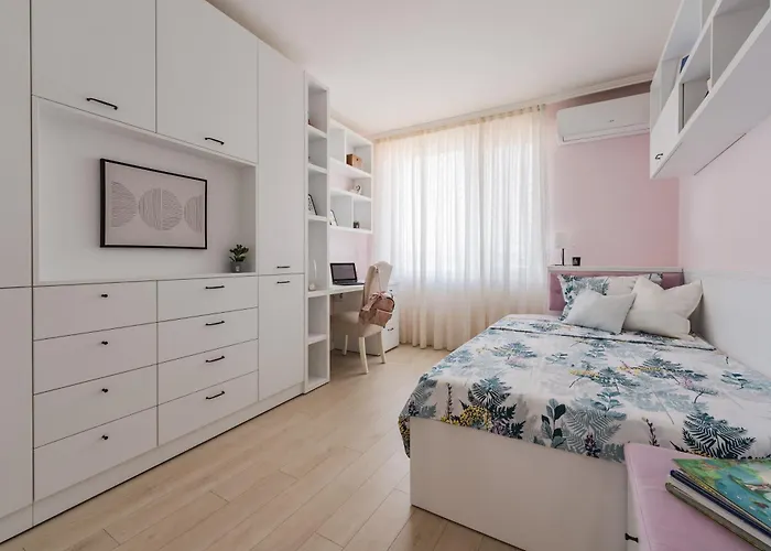 Foodie 2br близо до центъра * Warna